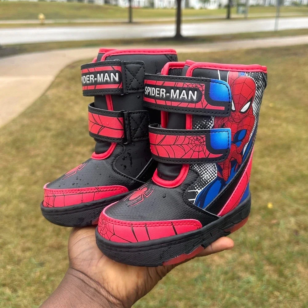 Marvel Spider Man Toddler Boys Light-Up Winter BootsSize‎ 7